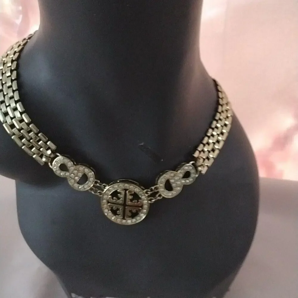 Necklace Gold Tone Rhinestone Cross Medallion Collar Statement Box Clasp Womens